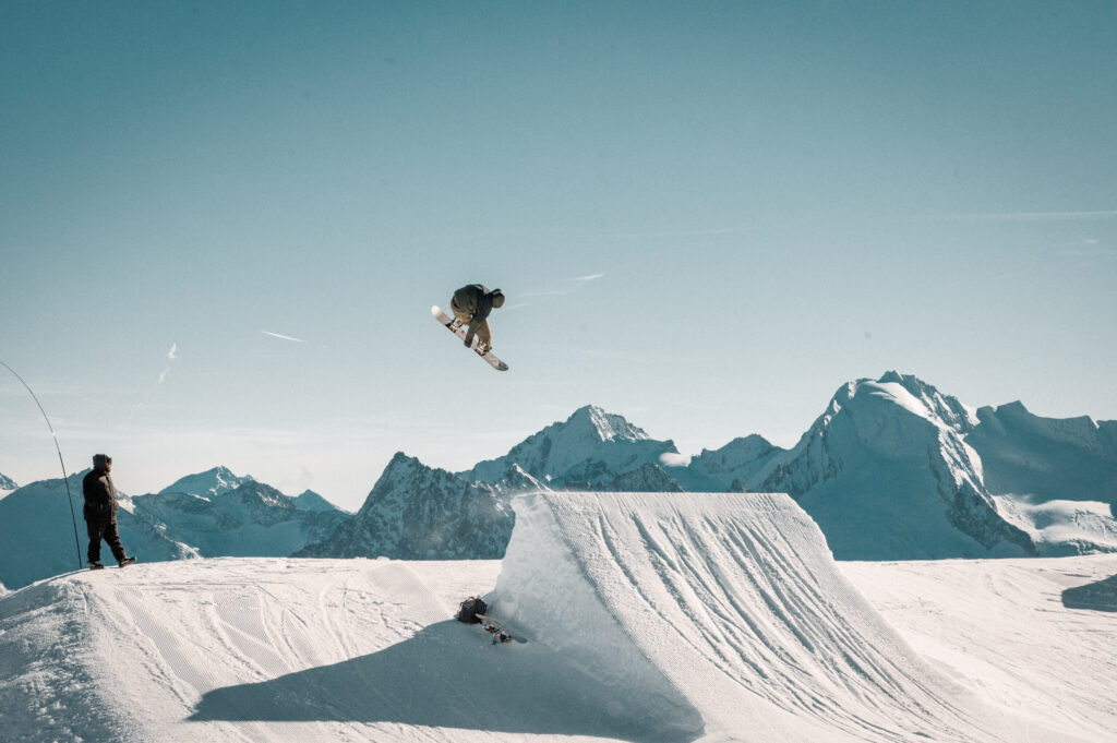 Snowboarder in the park at World Rookie Camp Hintertux on the Hintertux Glacier, Tyrol